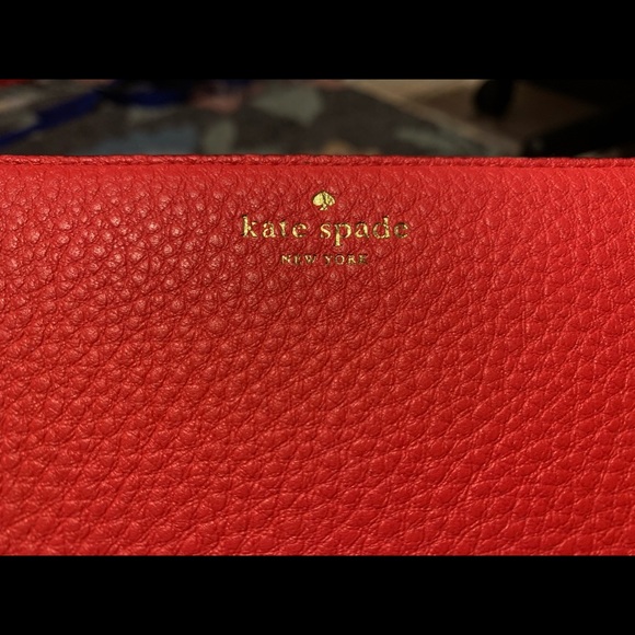 Kate Spade Grey Street Geranium Wallet - Picture 9 of 10